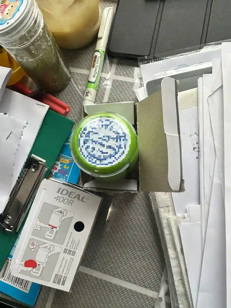 Замість фронту — на продаж: на Львівщині викрили схему торгівлі «гуманітарними» автівками