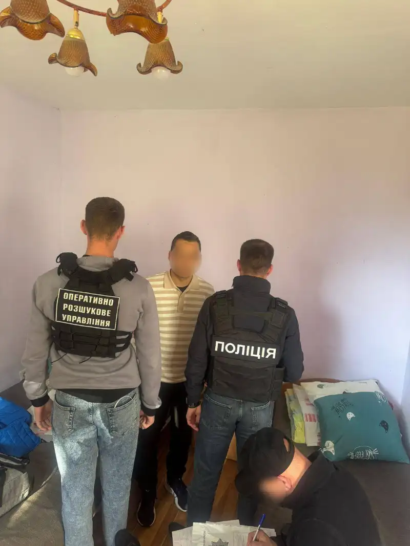 Сім заарештованих: на Закарпатті викрили канал втечі ухилянтів до Угорщини