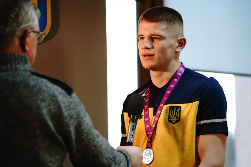 Історична перемога: 16-річний боксер із Ужгорода став призером Всесвітньої гімназіади