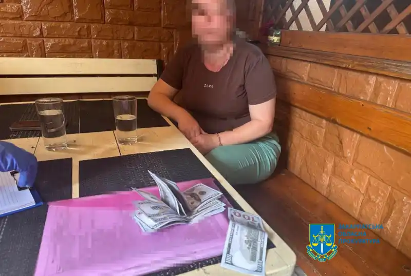 5 тисяч доларів за інвалідність: у лікарні на Закарпатті викрили схему вимагання грошей у поранених військових